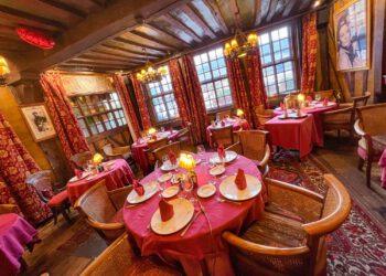 La Couronne, plus ancienne auberge de France